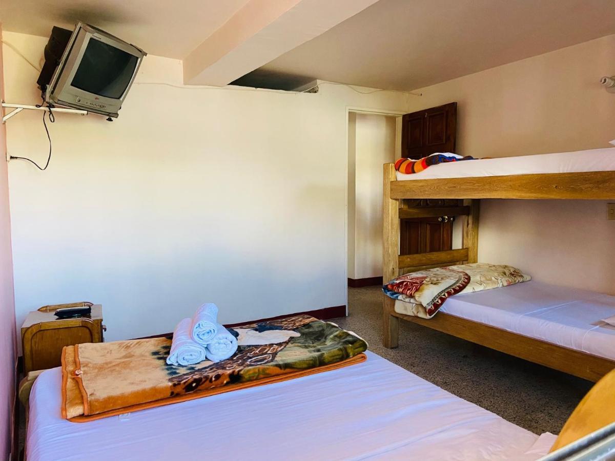 Hotel La Avenida Guatapé 外观 照片