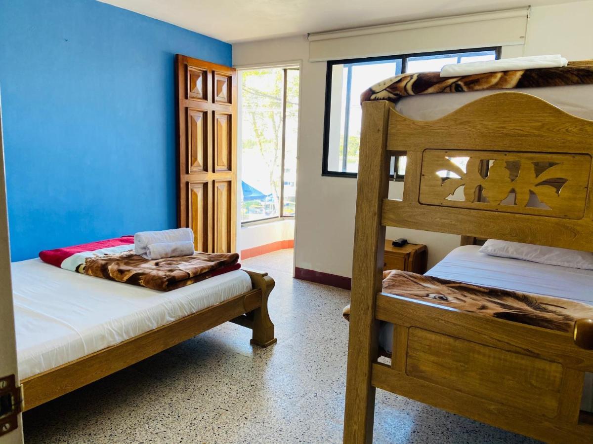 Hotel La Avenida Guatapé 外观 照片